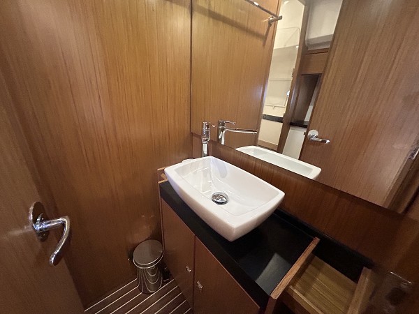 2015 Bavaria 420 Virtess te koop (photo 9)