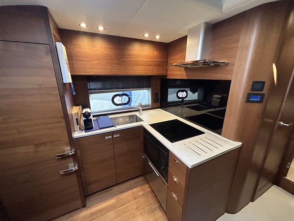 2020 Princess V50 na sprzedaż (photo 8)