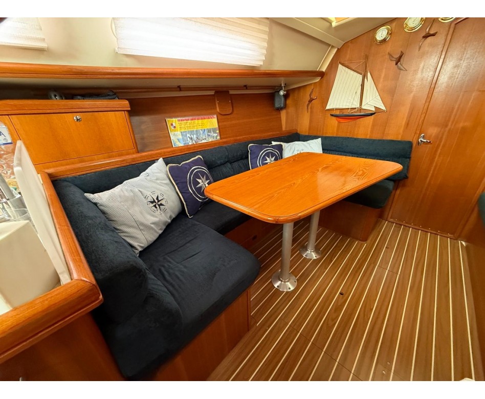 2005 Hunter 33 Legend in vendita (photo 6)