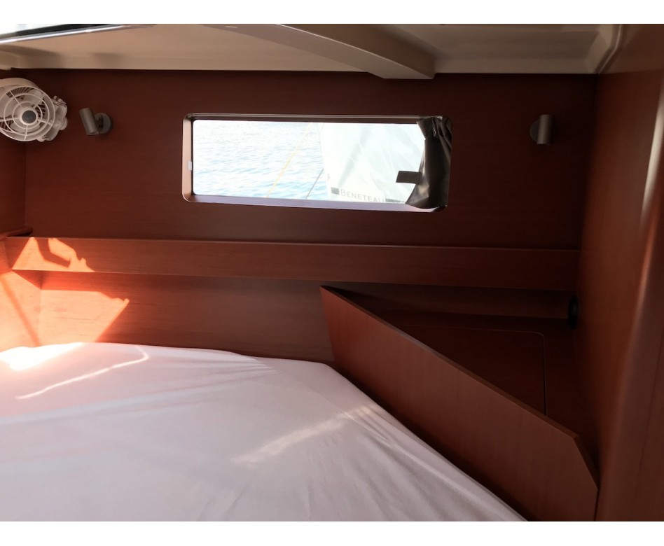 2019 Beneteau Oceanis 41.1 à vendre (photo 9)