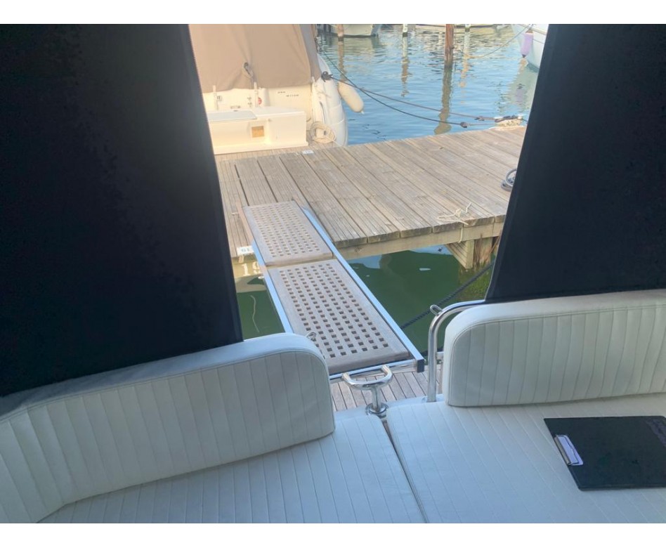 1988 Chris-Craft 28 Sport for sale (photo 6)