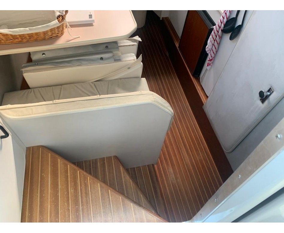 1988 Chris-Craft 28 Sport for sale (photo 12)
