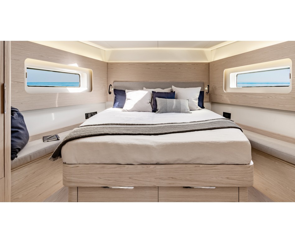 2024 Beneteau Oceanis Yacht 54 for sale (photo 18)
