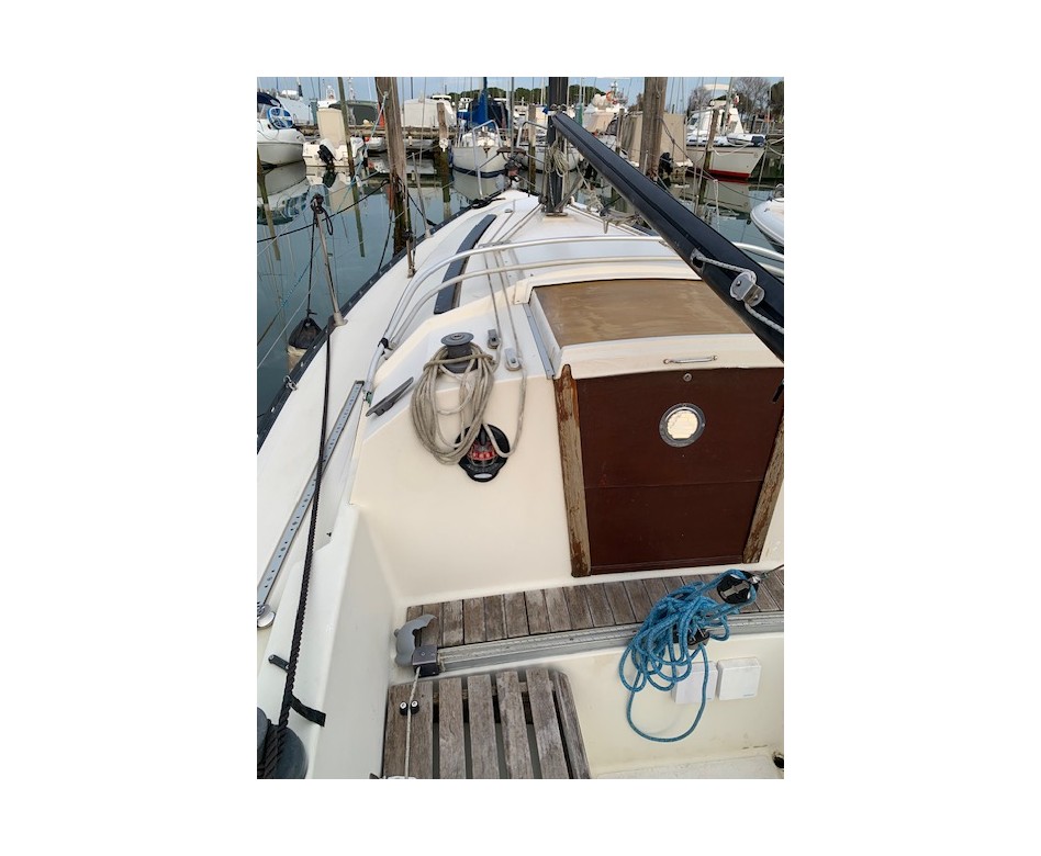 1983 Friendship 28 L en venta (photo 7)