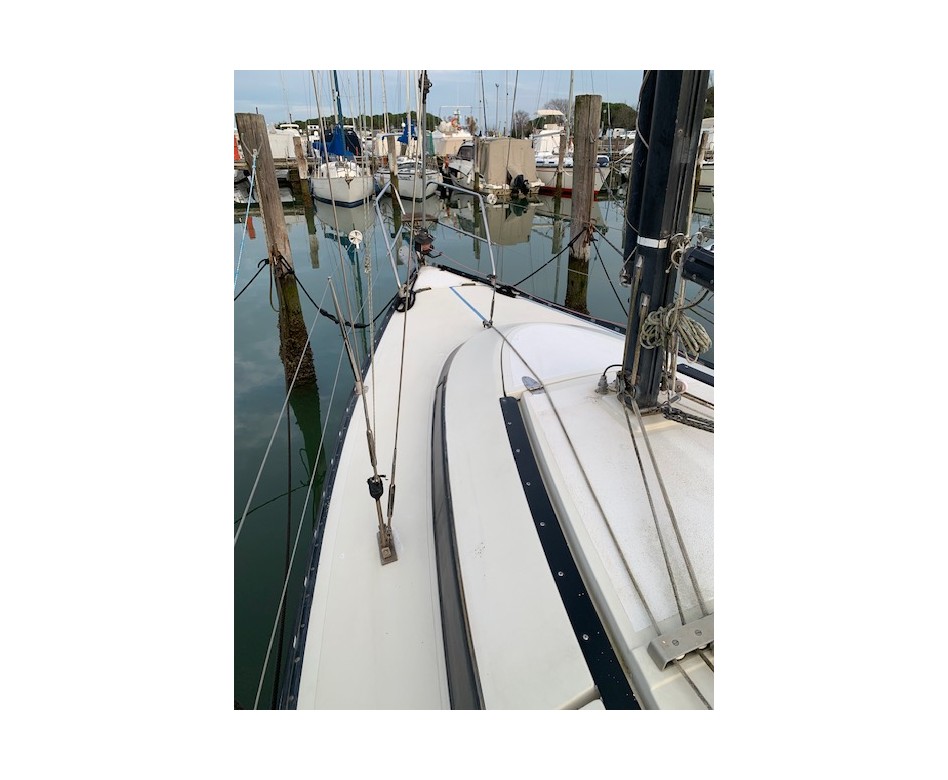 1983 Friendship 28 L en venta (photo 8)
