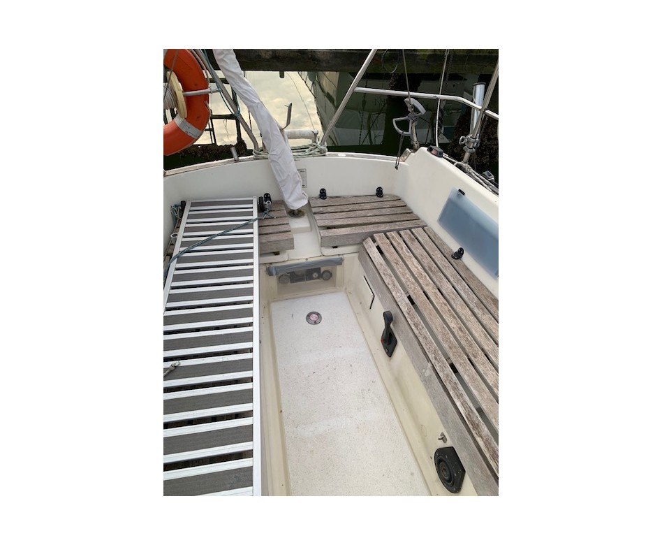 1983 Friendship 28 L en venta (photo 16)