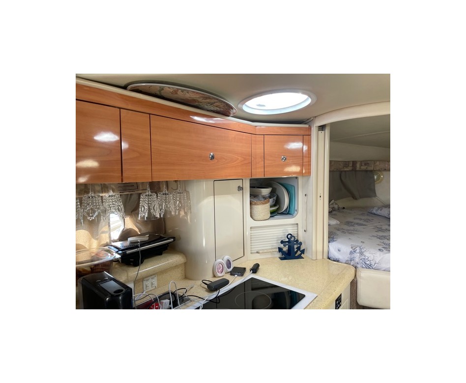 2001 Monterey 322 Cruiser in vendita (photo 31)