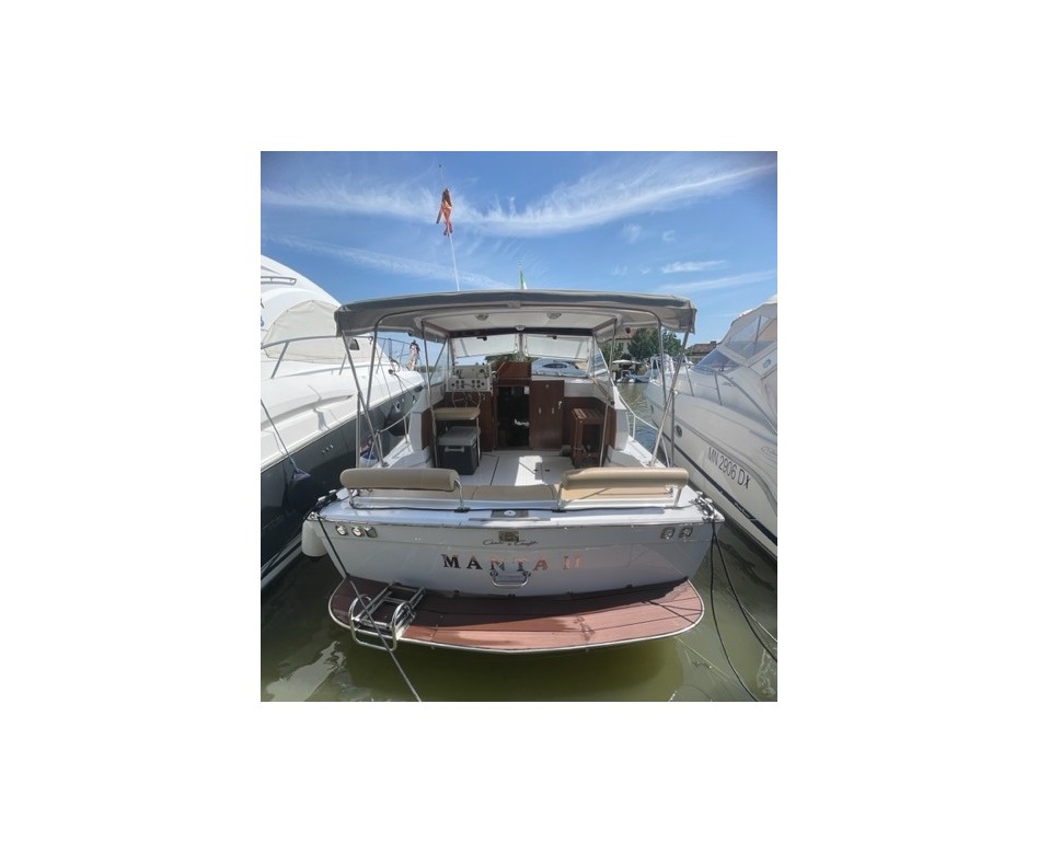 1991 Chris Craft 31 Commander for sale (photo 2)