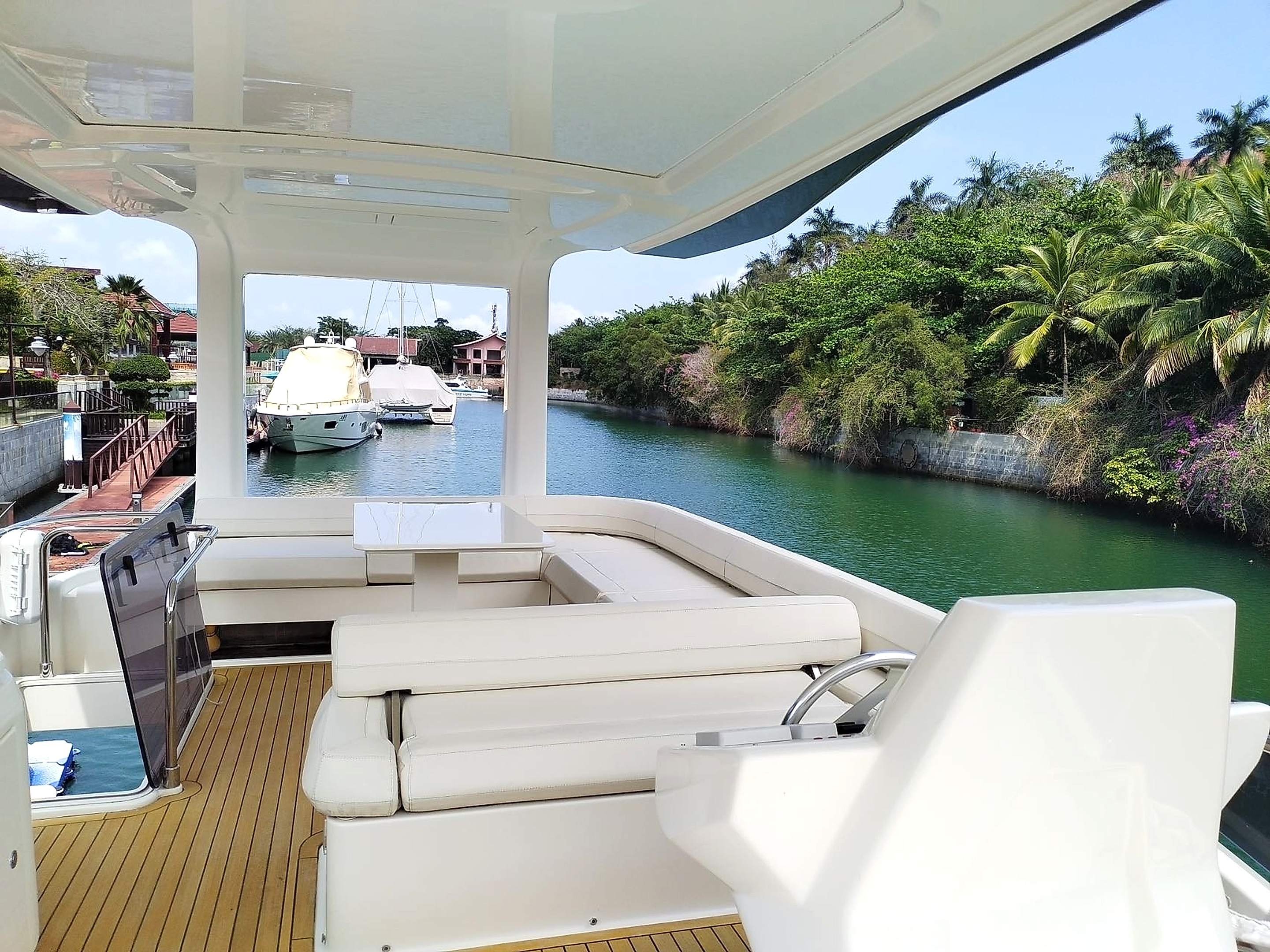 2015 Ferretti 550 na sprzedaż (photo 17)
