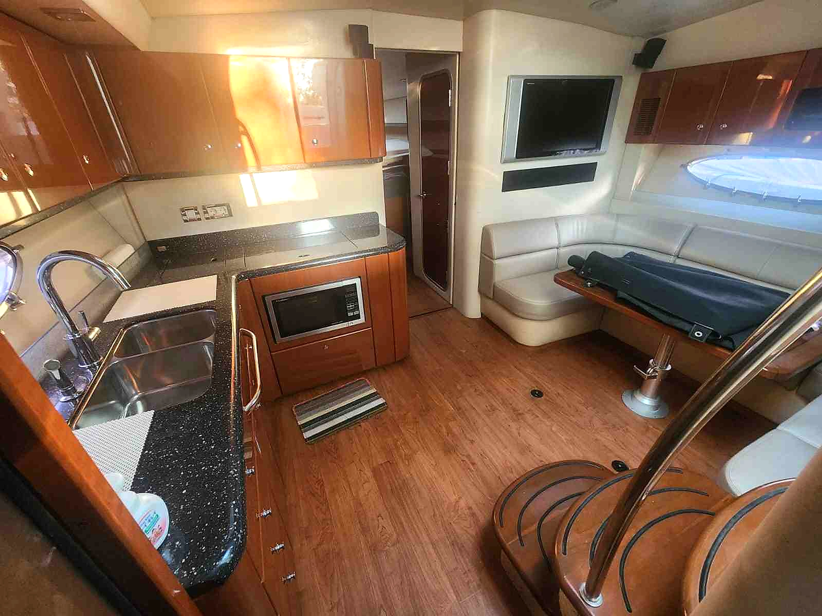 2011 Formula 46 à vendre (photo 19)