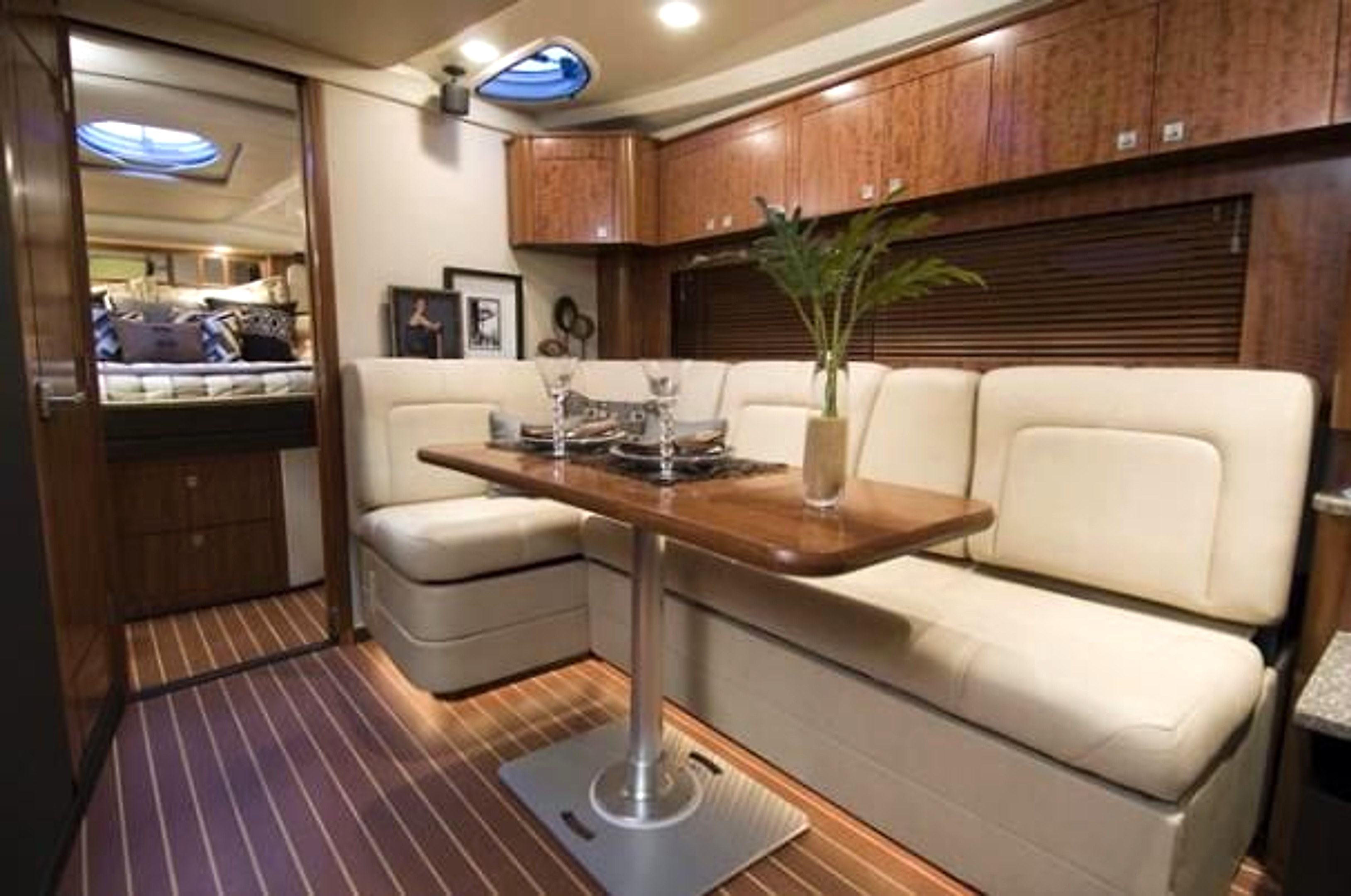 2012 Monterey 415 for sale (photo 17)