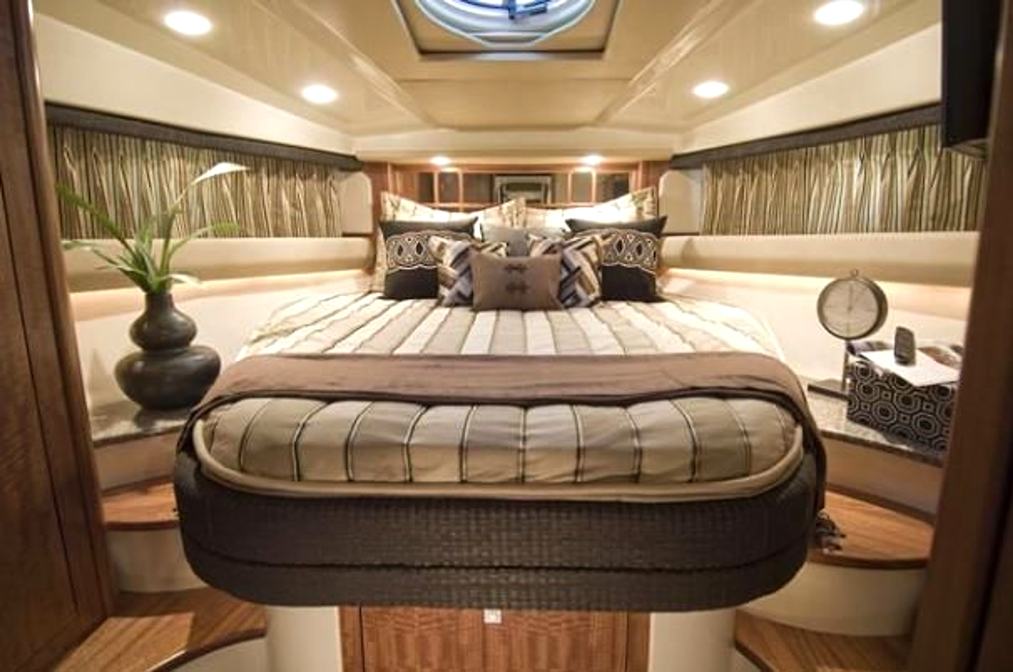2012 Monterey 415 for sale (photo 19)