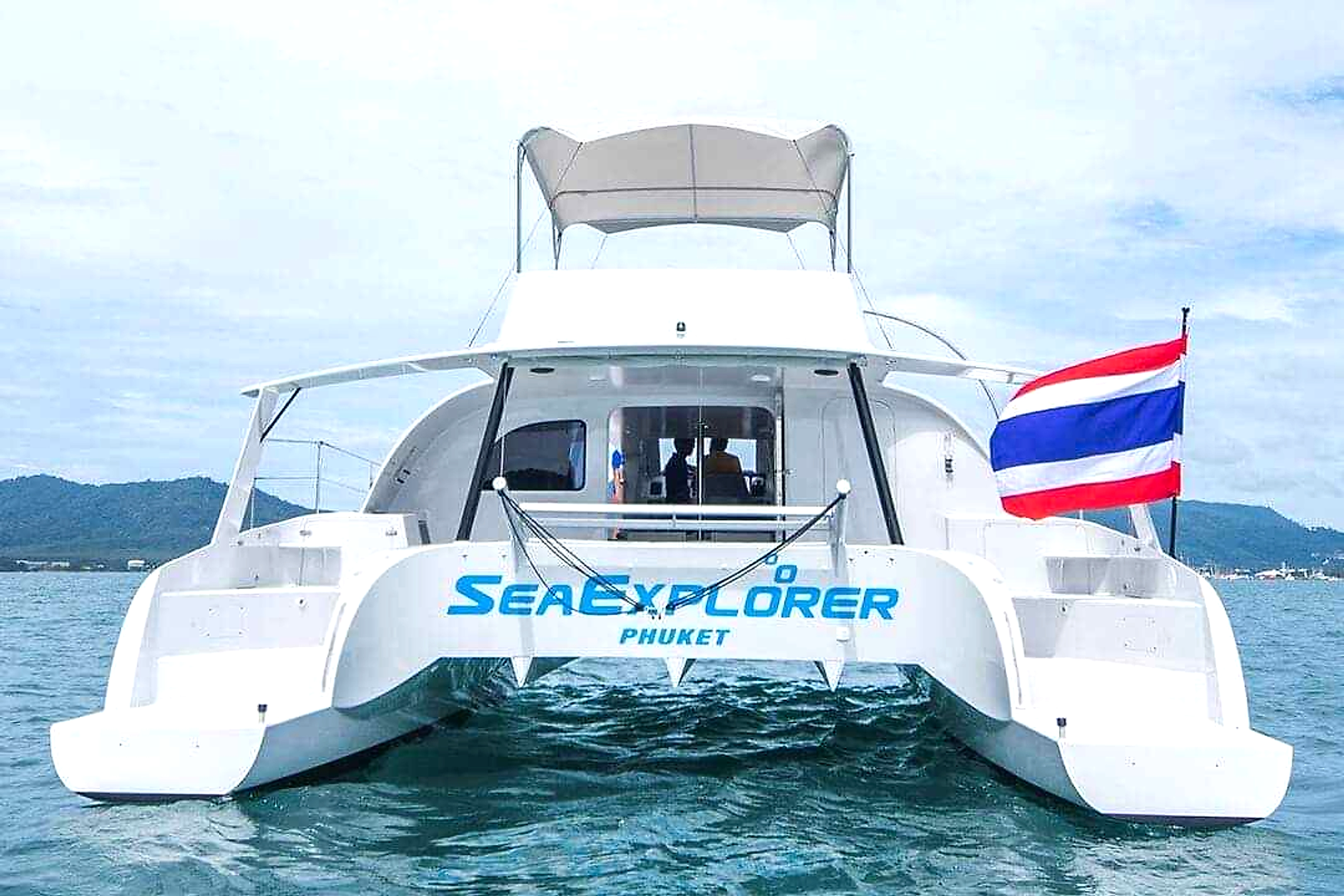 2019 Asia Catamaran Stealth 47 Powercat for sale (photo 2)