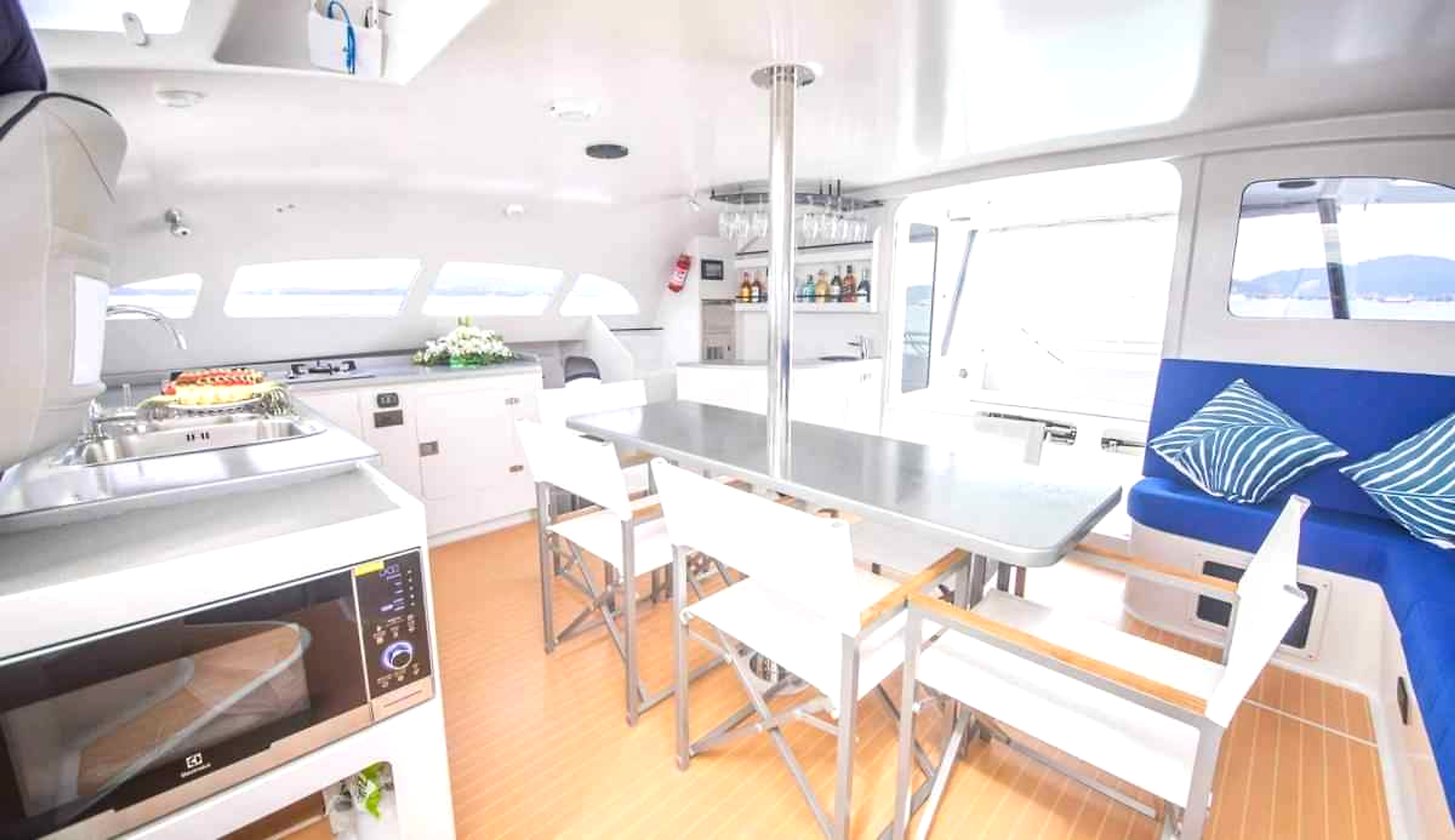 2019 Asia Catamaran Stealth 47 Powercat for sale (photo 9)