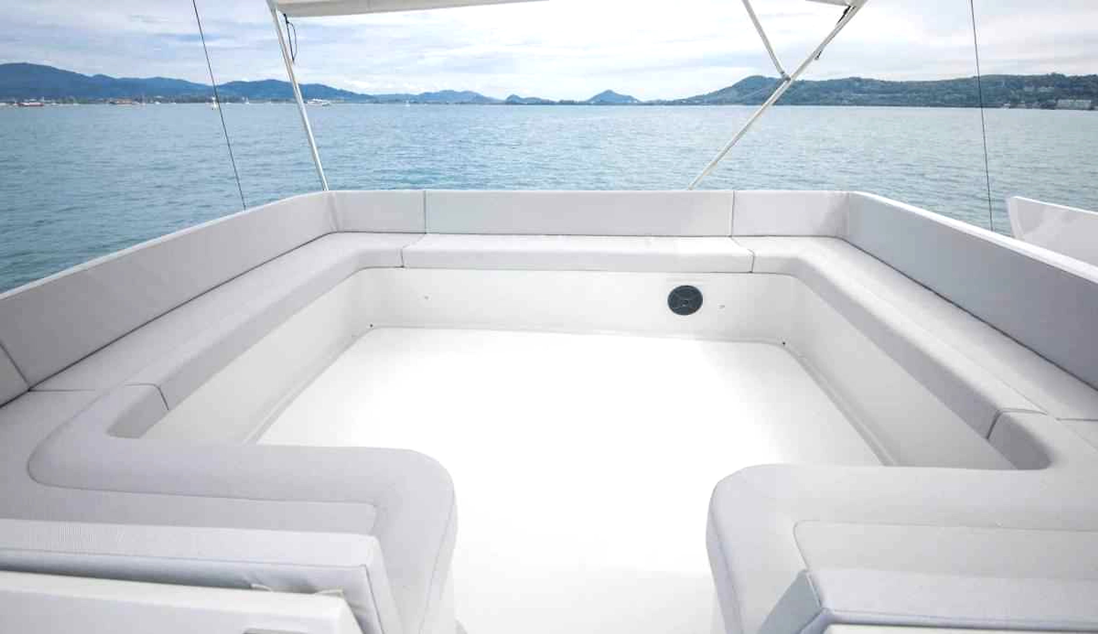 2019 Asia Catamaran Stealth 47 Powercat for sale (photo 17)