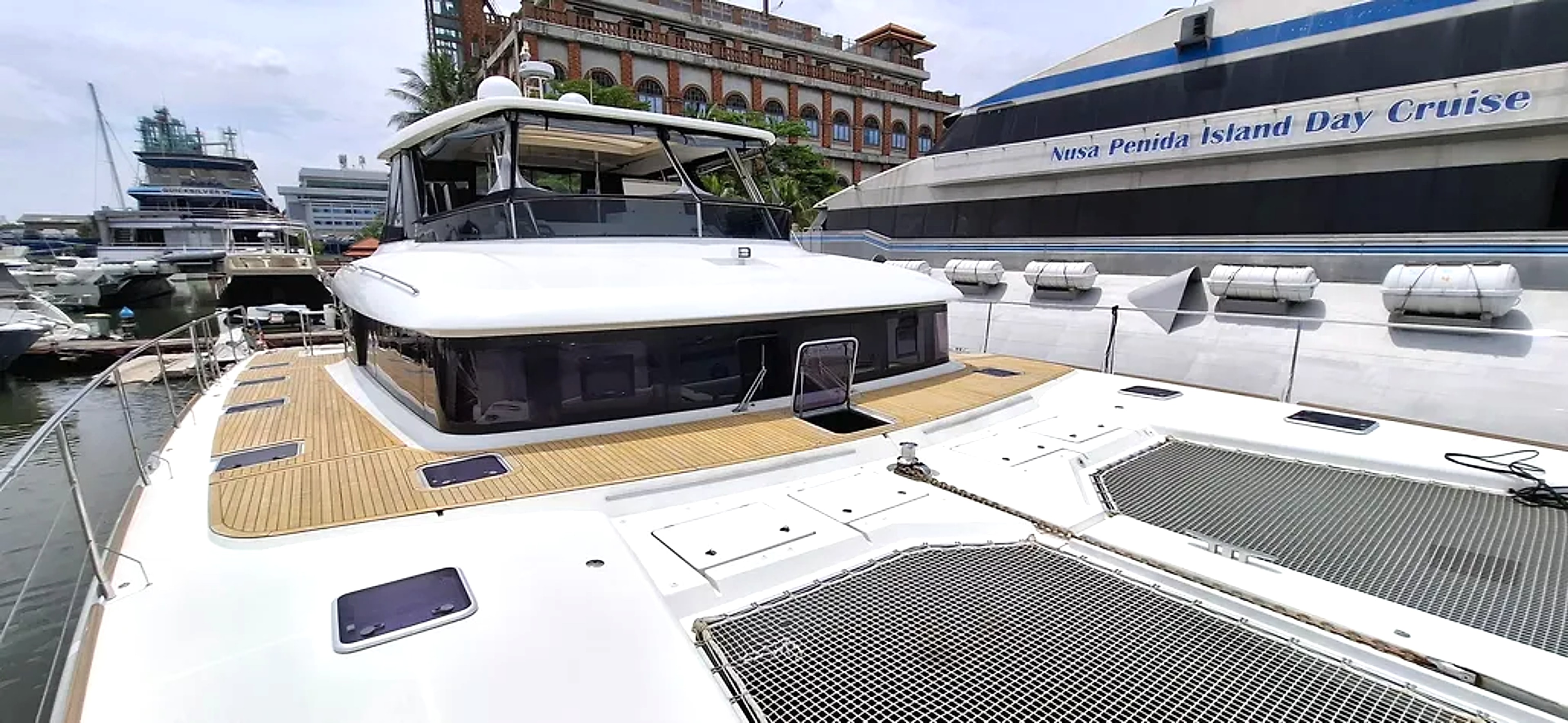 2017 Lagoon 630 My in vendita (photo 14)
