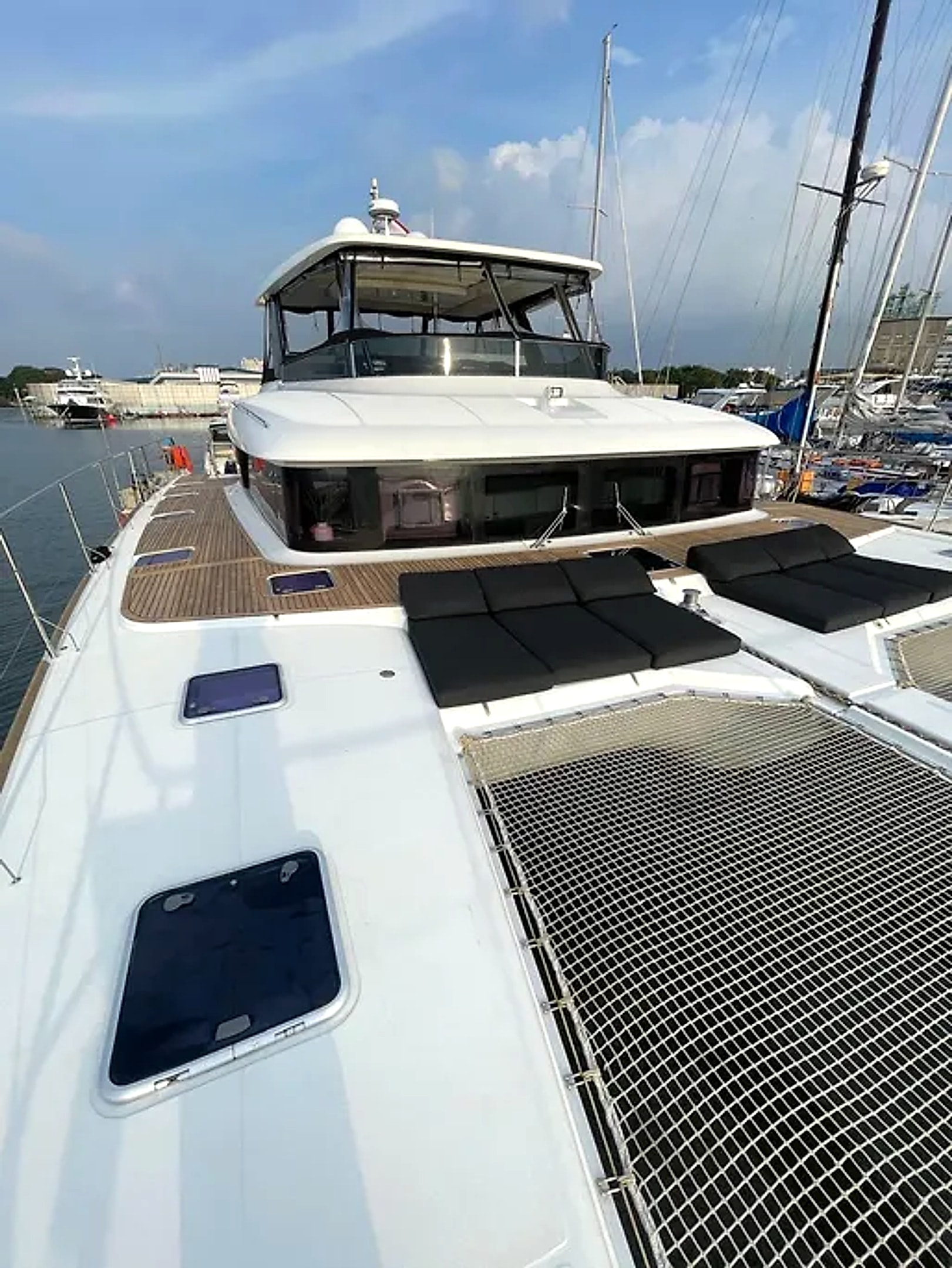 2017 Lagoon 630 My in vendita (photo 16)