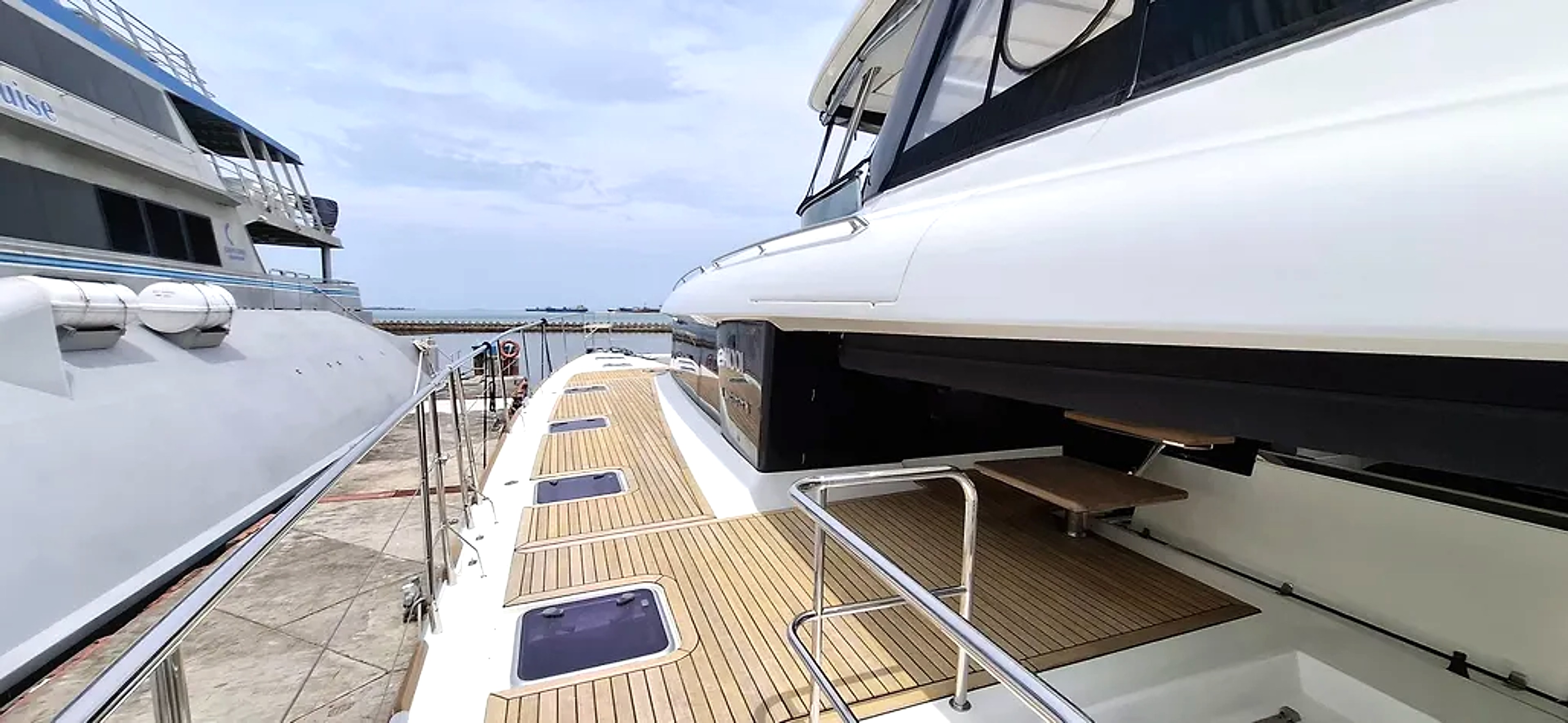 2017 Lagoon 630 My in vendita (photo 19)