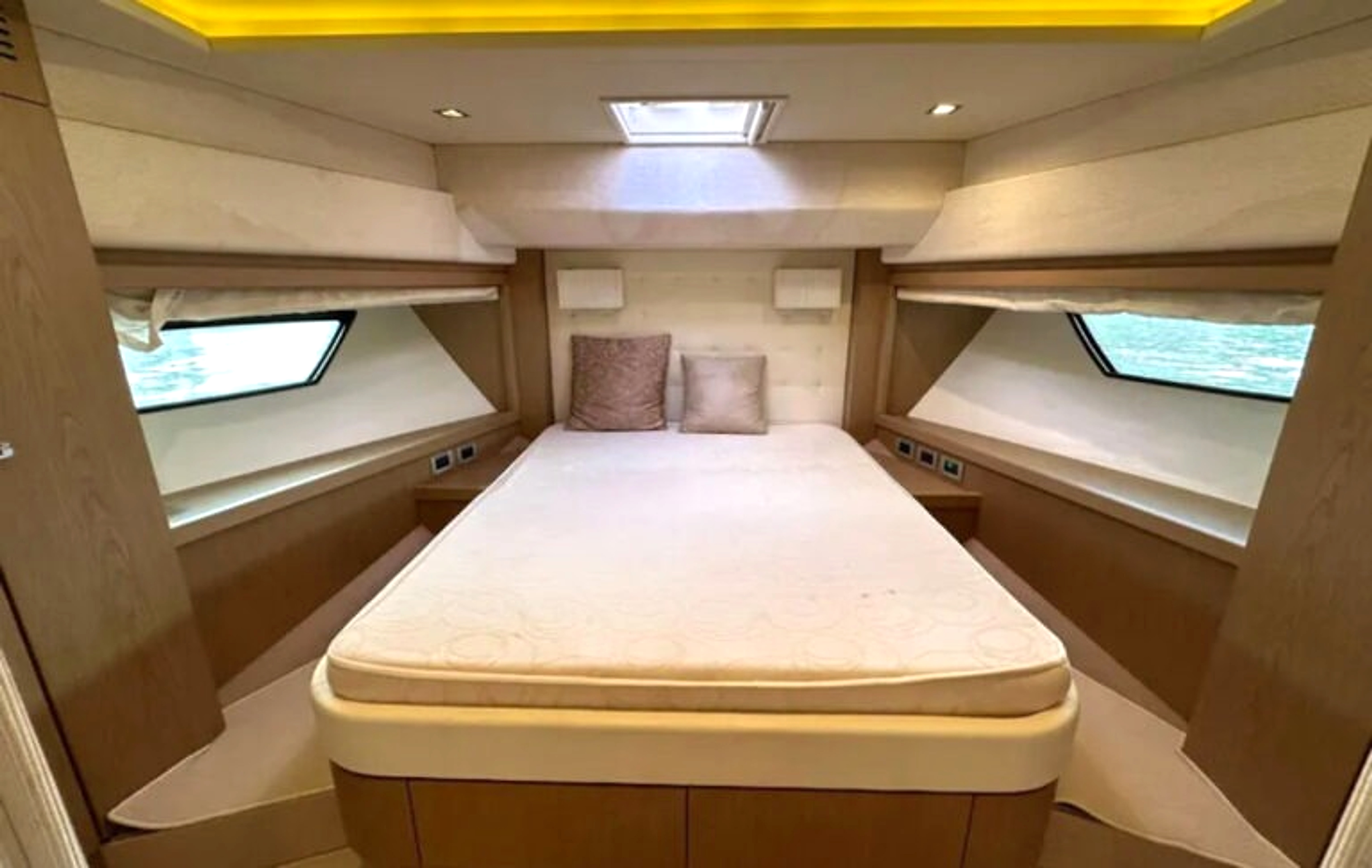 2012 Ferretti 750 zu verkaufen (photo 4)