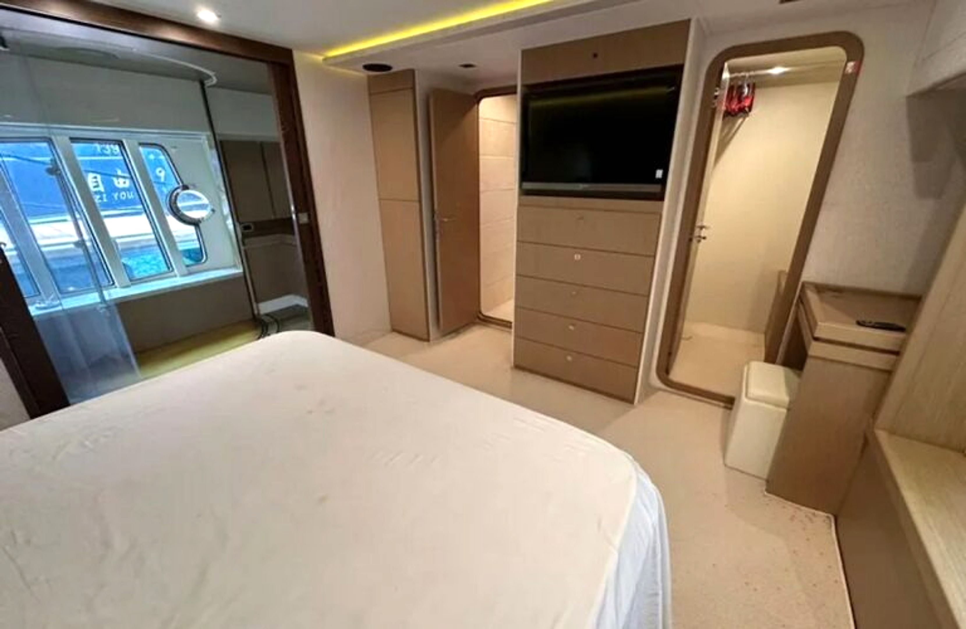 2012 Ferretti 750 zu verkaufen (photo 9)