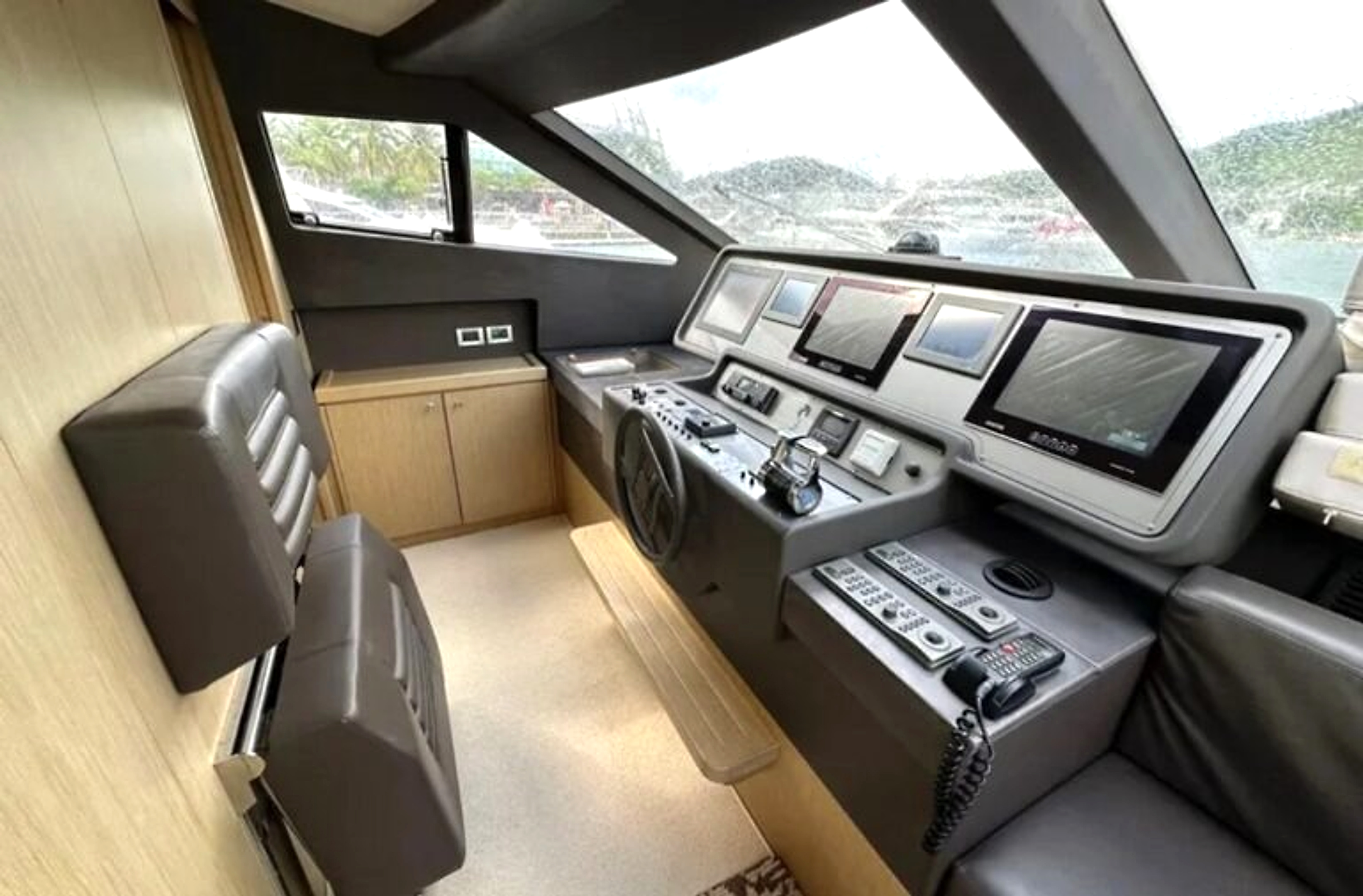 2012 Ferretti 750 zu verkaufen (photo 11)