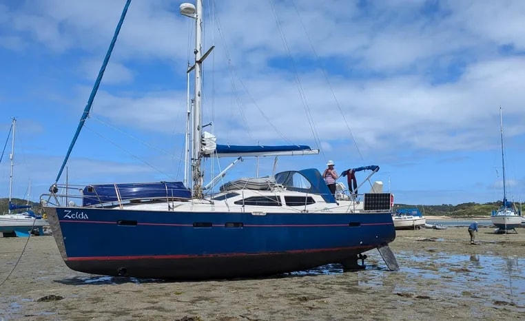 2000 Southerly 110 for sale (photo 9)