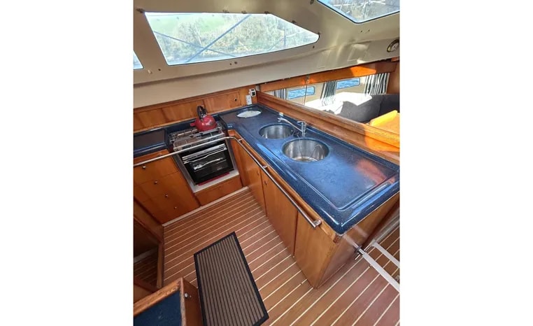2000 Southerly 110 for sale (photo 23)