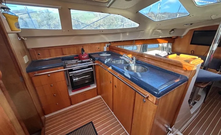 2000 Southerly 110 for sale (photo 24)