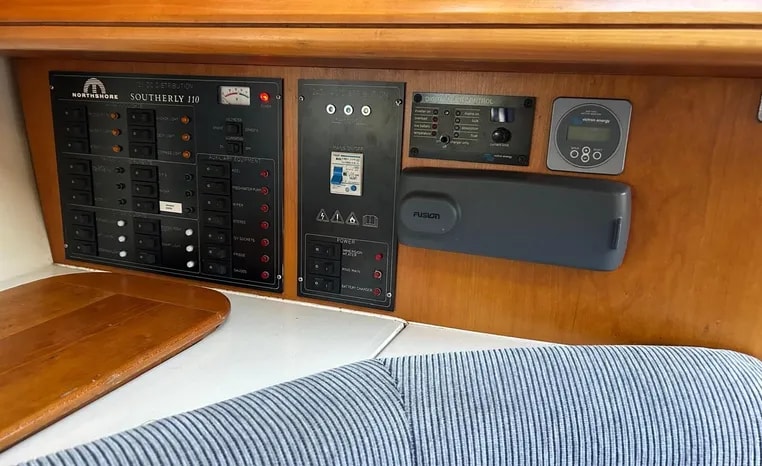 2000 Southerly 110 for sale (photo 38)