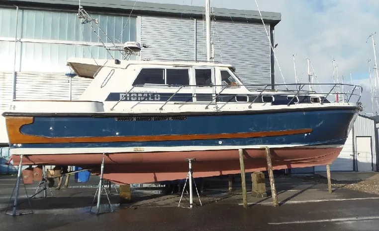 1994 Aquastar Ocean Ranger 38 Aft Cockpit for sale (photo 5)