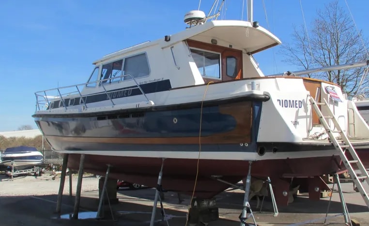 1994 Aquastar Ocean Ranger 38 Aft Cockpit for sale (photo 6)