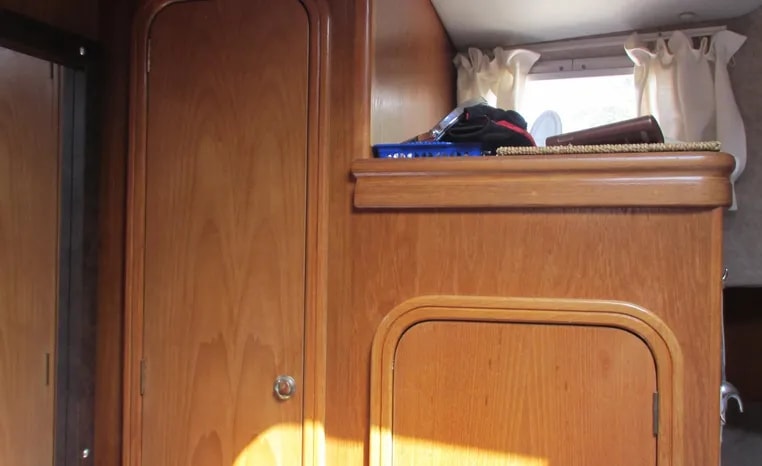 1994 Aquastar Ocean Ranger 38 Aft Cockpit for sale (photo 18)