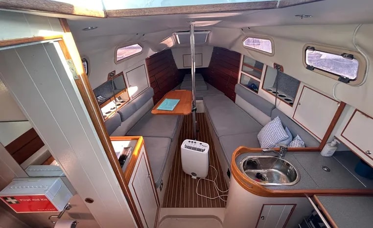 2005 British Hunter Channel 245 te koop (photo 8)