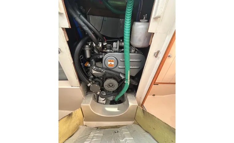 2005 British Hunter Channel 245 te koop (photo 19)