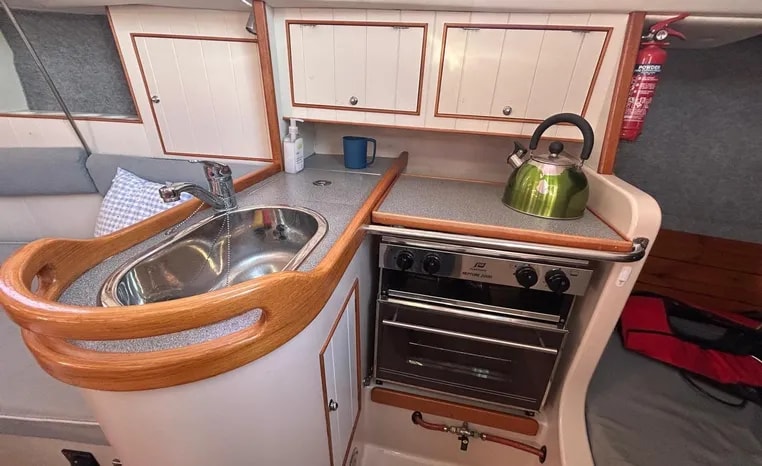2005 British Hunter Channel 245 te koop (photo 26)