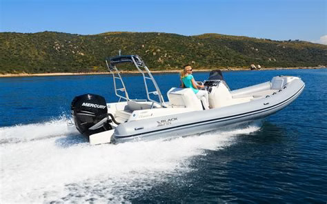 2026 Blackfin Elegance 8 for charter (photo 2)