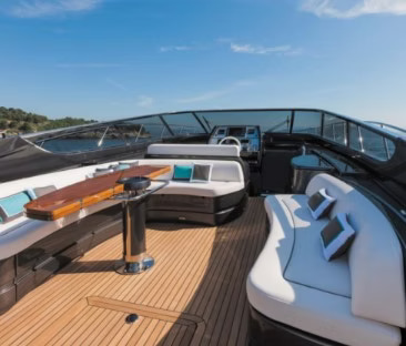 2014 Riva 63 Virtus for charter (photo 2)