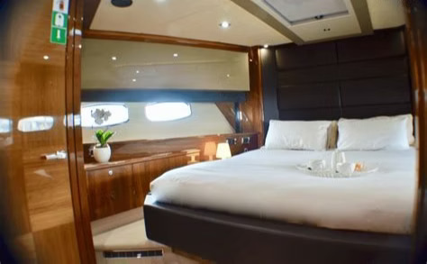 2009 Sunseeker Predator 84' zu chartern (photo 3)