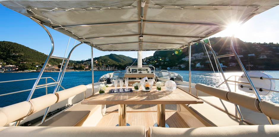 2009 Sunreef 70 te huur (photo 2)