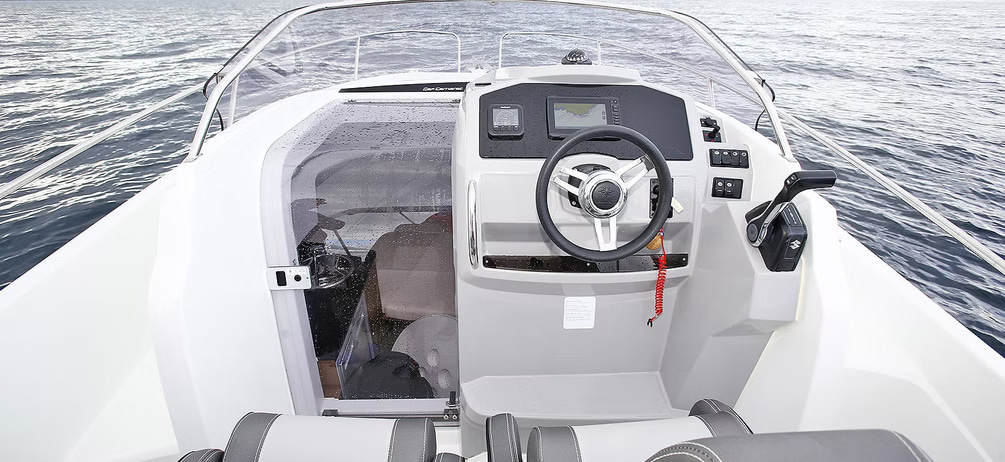 2019 Jeanneau Cap Camarat 7.5 CC en alquiler (photo 2)