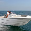 2019 Jeanneau Cap Camarat 7.5 CC en alquiler (photo 4)