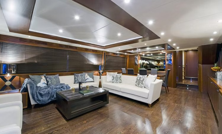 2011 Princess 95 for charter (photo 2)