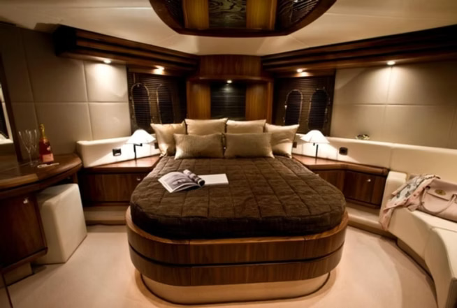 2023 Pearl 60 te huur (photo 6)