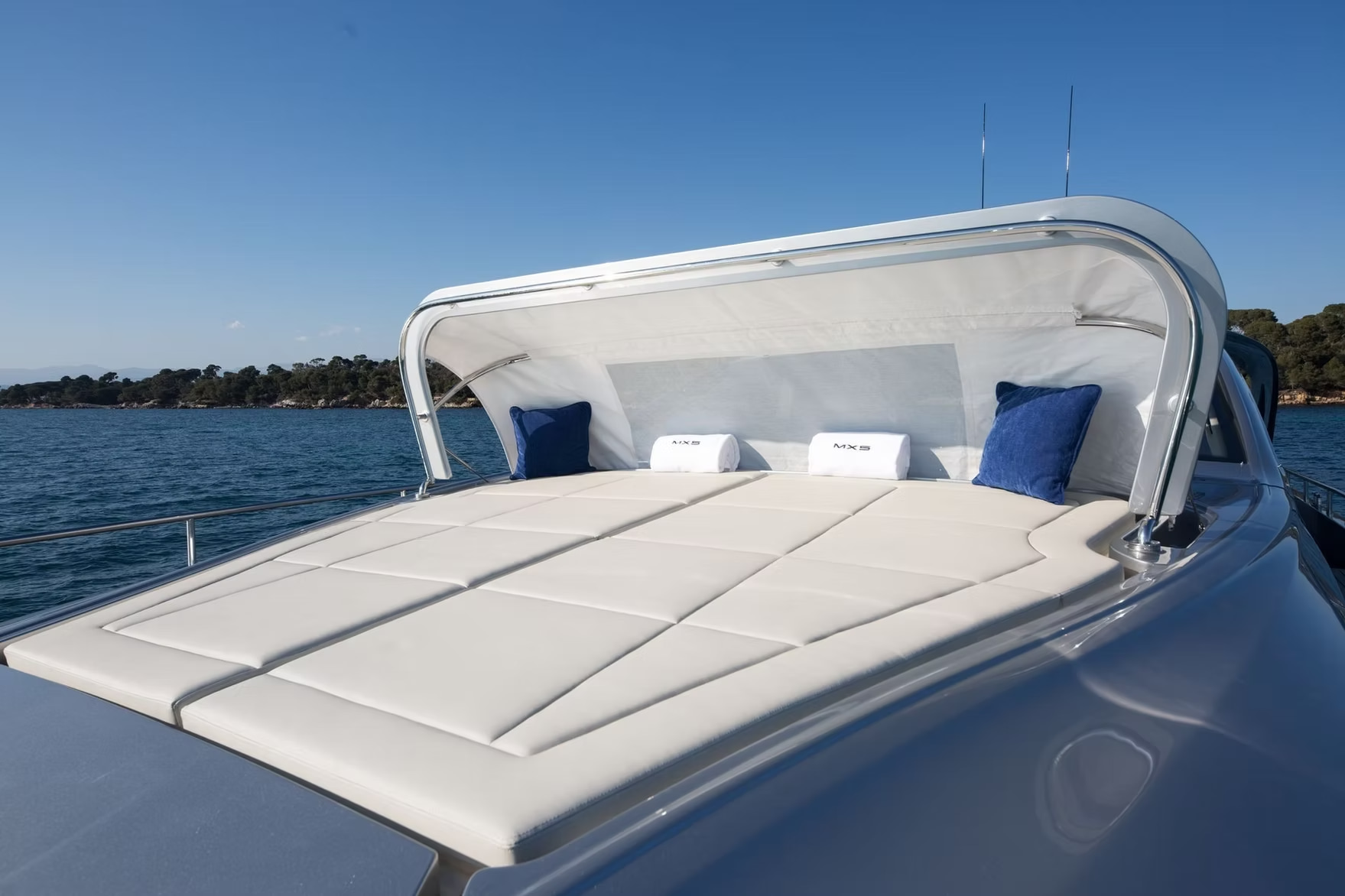 2016 Pershing 70 zu chartern (photo 8)