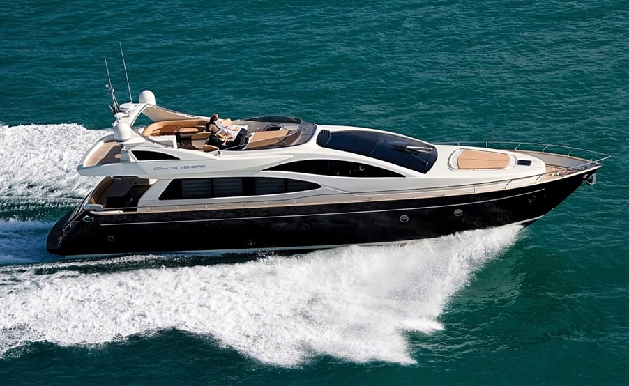 2010 Riva 75 Venere na czarter (photo 2)