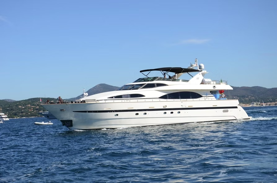 2023 Azimut 100 te huur (photo 2)