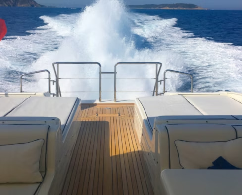 2000 Mangusta 80 for charter (photo 4)