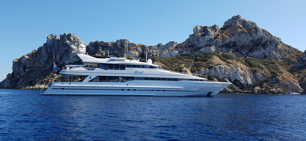 1993 Heesen 40m for charter (photo 11)