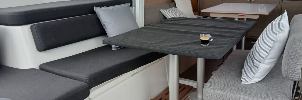 2020 Fountaine Pajot Astrea 42 zu chartern (photo 11)