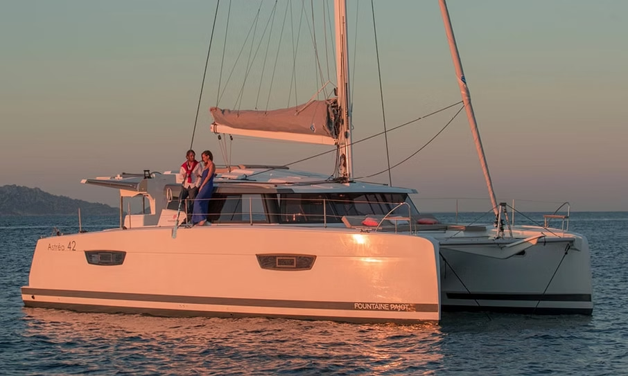 2023 Fountaine Pajot Astrea 42 na czarter (photo 2)